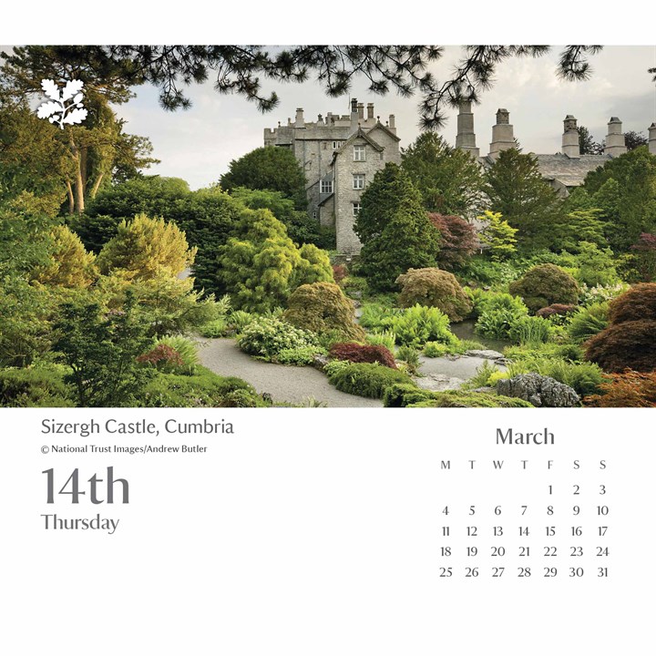 Escape with the National Trust Desk Calendar 2024