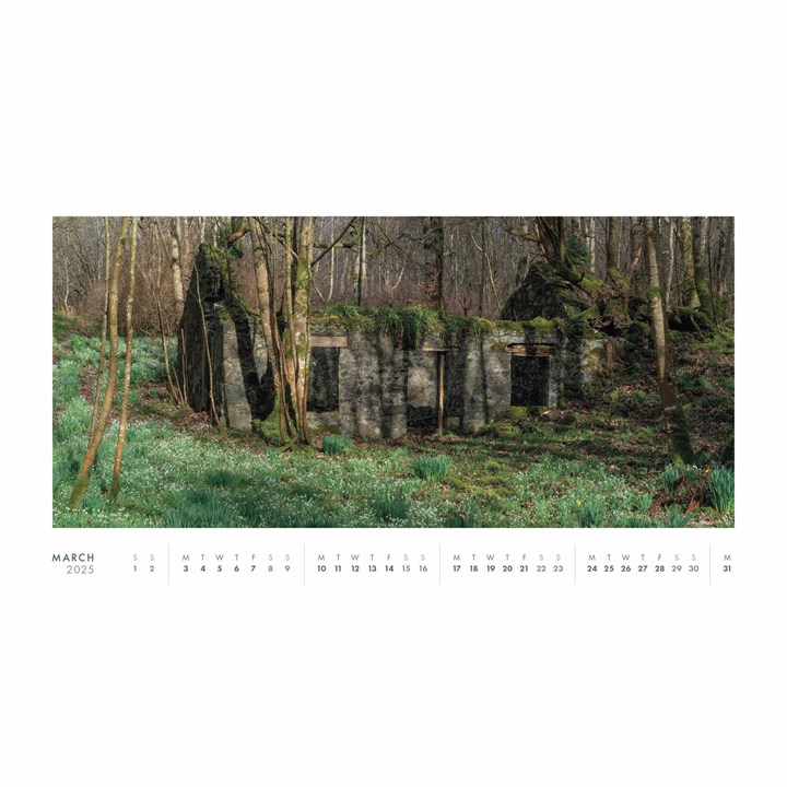 Colin Prior, Panoramic Scotland Easel Desk Calendar 2025