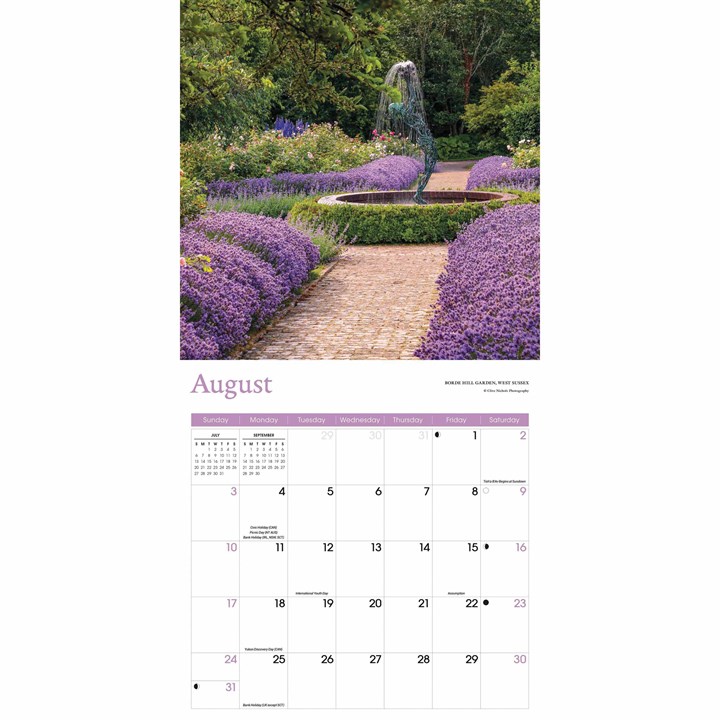 Country Gardens Calendar 2025